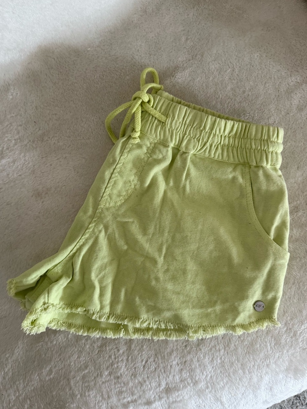 ROXY Women's Lime Green Drawstring Frayed Hem Shorts